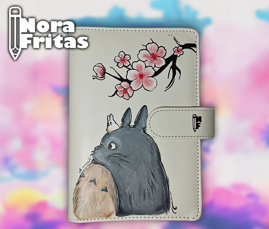 Custom carnet totoro